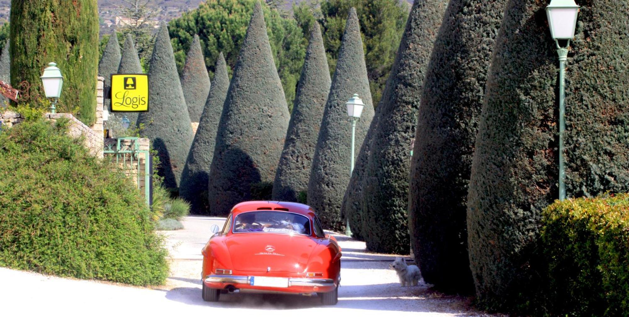 Hotel Carcarille Restaurant Le C Gordes Exterior photo