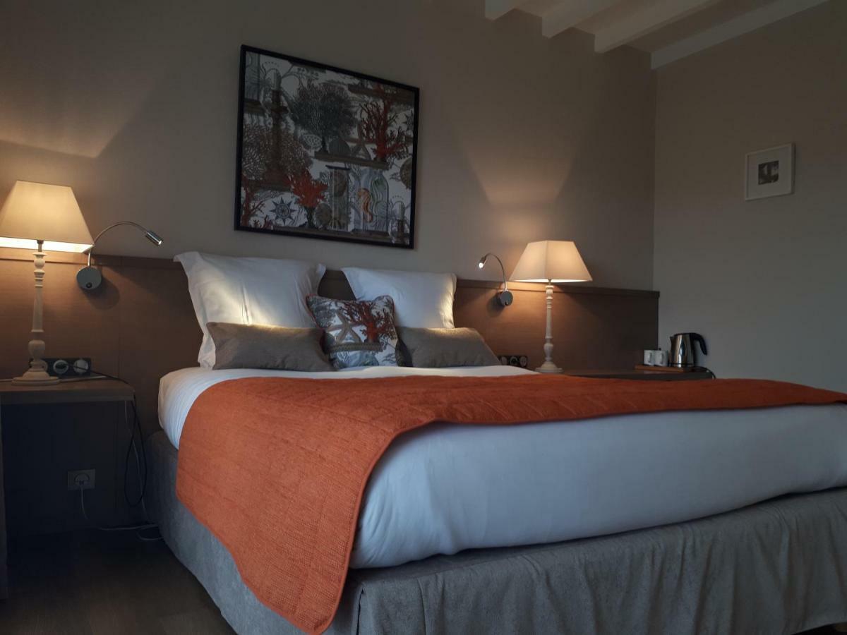 Hotel Carcarille Restaurant Le C Gordes Exterior photo